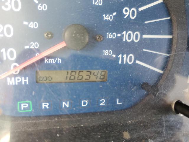 Photo 8 from auction – 2002 TOYOTA SIENNA CE with VIN 4T3ZF19C12U455964