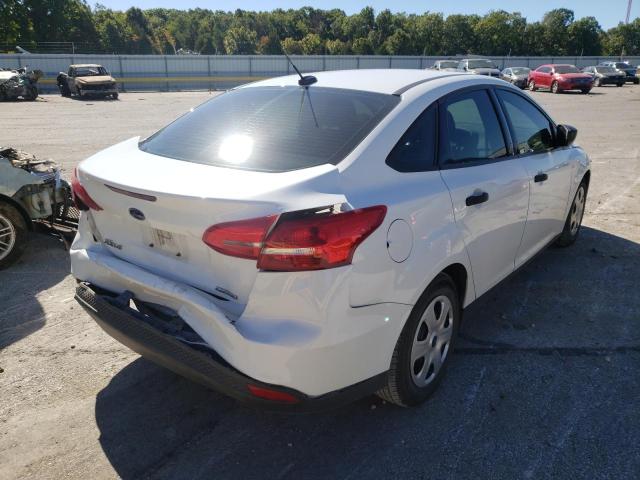 Photo 4 from auction – 2015 FORD FOCUS S with VIN 1FADP3E20FL201094