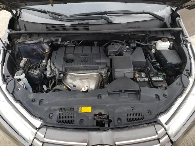 Photo 7 from auction – 2019 TOYOTA HIGHLANDER with VIN 5TDZARFH2KS045236
