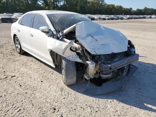 VOLKSWAGEN PASSAT SE 2012 with VIN 1VWBN7A39CC102604 - Photo from auction