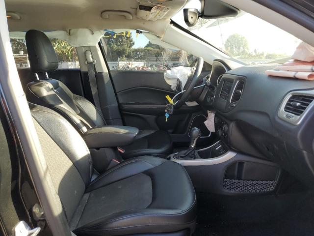 Photo 5 from auction – 2017 JEEP COMPASS LA with VIN 3C4NJCBB4HT669597