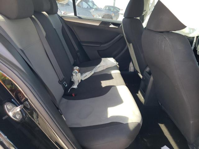 Photo 6 from auction – 2017 VOLKSWAGEN JETTA S with VIN 3VW2B7AJ5HM257535