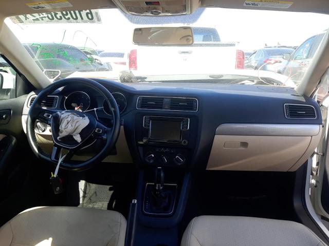 Photo 9 from auction – 2017 VOLKSWAGEN JETTA SE with VIN 3VWDB7AJ5HM277373
