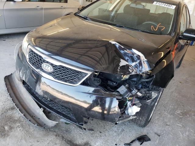Photo 9 from auction – 2013 KIA FORTE EX with VIN KNAFU4A28D5699700