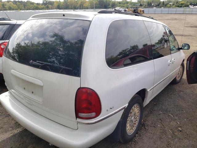 Photo 4 from auction – 1997 CHRYSLER TOWN & COU with VIN 1C4GP64L8VB224517