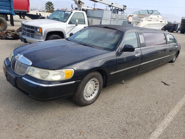 Photo 2 from auction – 2002 LINCOLN TOWN CAR E with VIN 1L1FM81WX2Y603247