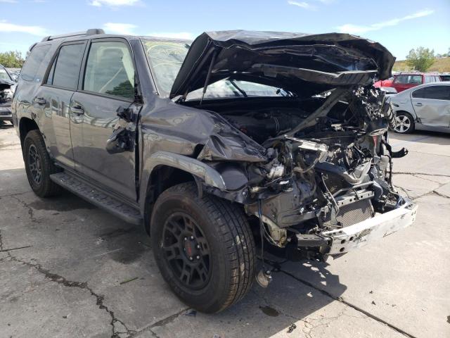 TOYOTA 4RUNNER SR 2019 with VIN JTEBU5JRXK5701038 - Photo from auction