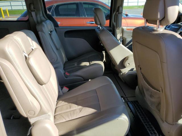Photo 6 from auction – 2012 CHRYSLER TOWN & COU with VIN 2C4RC1BG8CR237232