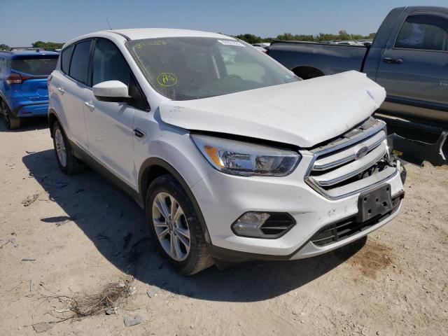 FORD ESCAPE SE 2019 with VIN 1FMCU0GDXKUB17683 - Photo from auction