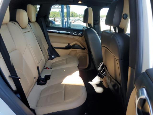 Photo 6 from auction – 2014 PORSCHE CAYENNE with VIN WP1AF2A27ELA83039