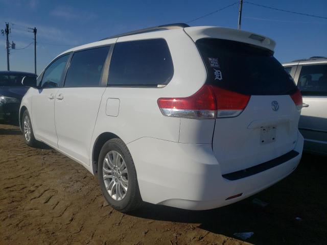Photo 3 from auction – 2013 TOYOTA SIENNA XLE with VIN 5TDYK3DC0DS350900