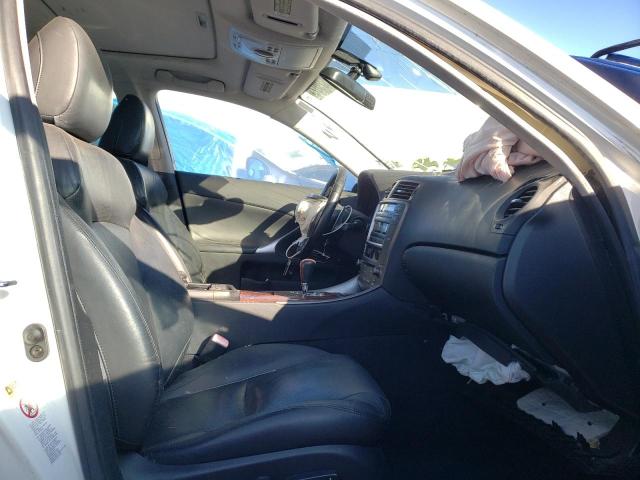 Photo 5 from auction – 2006 LEXUS IS 250 with VIN JTHCK262165002779