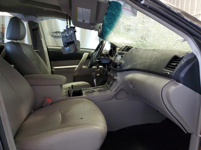 Photo 5 from auction – 2013 TOYOTA HIGHLANDER with VIN 5TDBK3EHXDS209834