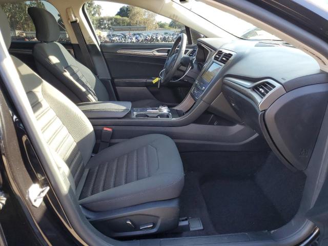 Photo 5 from auction – 2019 FORD FUSION SE with VIN 3FA6P0LU0KR134553