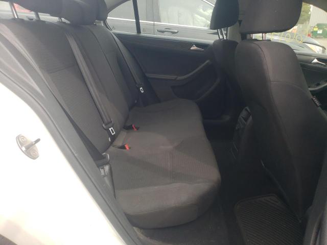 Photo 6 from auction – 2015 VOLKSWAGEN JETTA BASE with VIN 3VW2K7AJ1FM209723