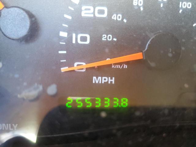 Photo 8 from auction – 2002 FORD EXCURSION with VIN 1FMSU43F52ED08223