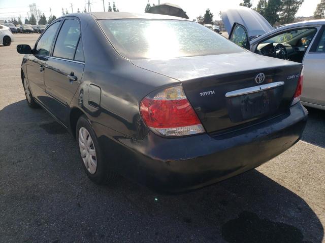 Photo 3 from auction – 2005 TOYOTA CAMRY LE with VIN 4T1BE32K45U042709