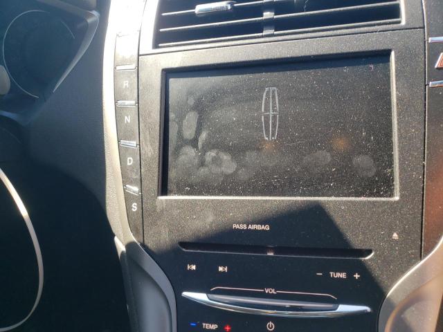 Photo 9 from auction – 2013 LINCOLN MKZ with VIN 3LN6L2G96DR817735
