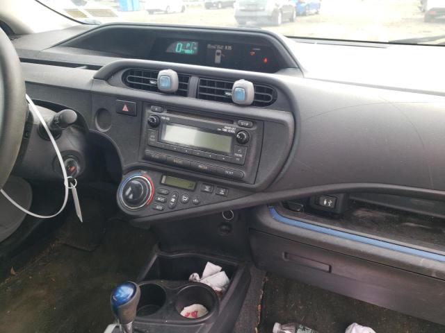 Photo 9 from auction – 2013 TOYOTA PRIUS C with VIN JTDKDTB31D1036074