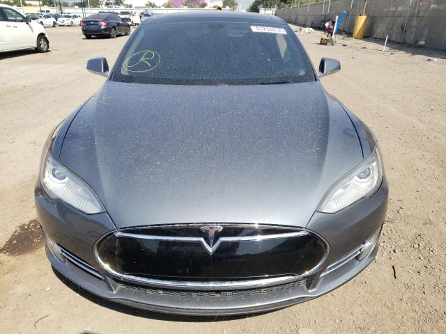 Photo 9 from auction – 2013 TESLA MODEL S with VIN 5YJSA1DP2DFP11709