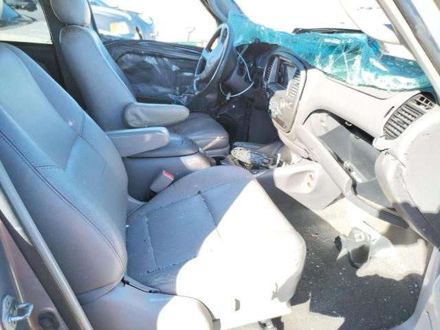 Photo 5 from auction – 2001 TOYOTA SEQUOIA SR with VIN 5TDZT34A71S051772