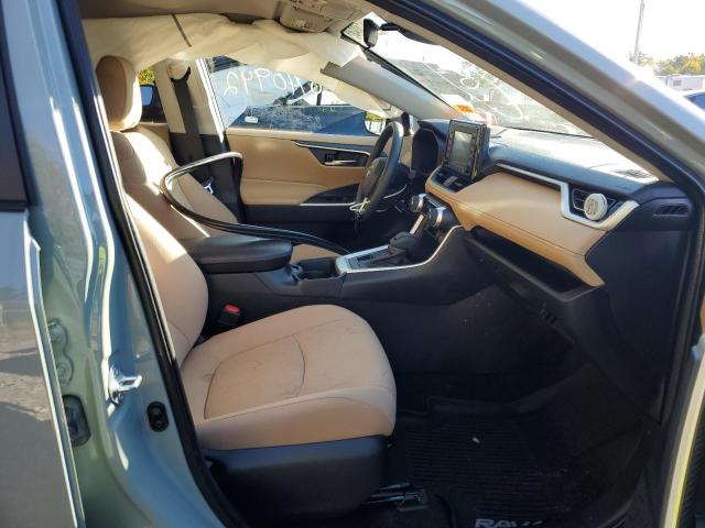 Photo 5 from auction – 2021 TOYOTA RAV4 XLE with VIN 2T3P1RFV5MW151422