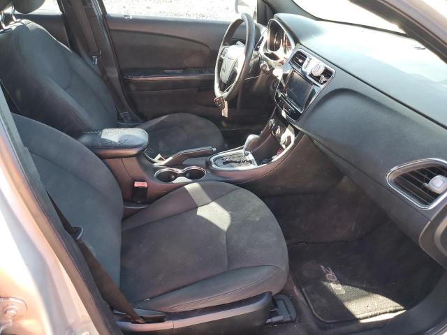 Photo 5 from auction – 2011 CHRYSLER 200 LX with VIN 1C3BC4FBXBN550431