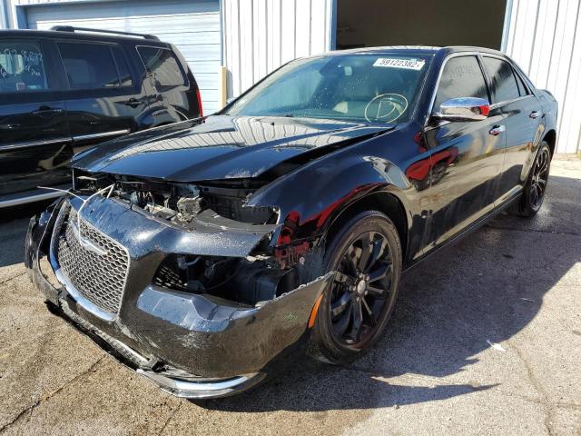 Photo 2 from auction – 2018 CHRYSLER 300 LIMITE with VIN 2C3CCAKG2JH160211