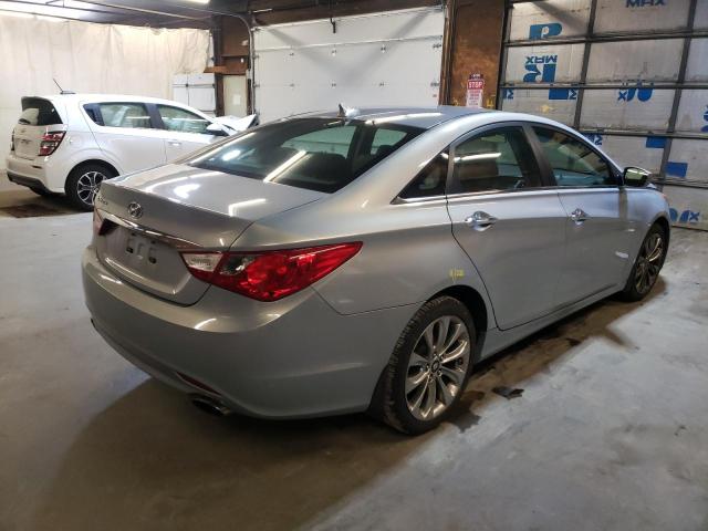 Photo 4 from auction – 2011 HYUNDAI SONATA SE with VIN 5NPEC4AC6BH129220