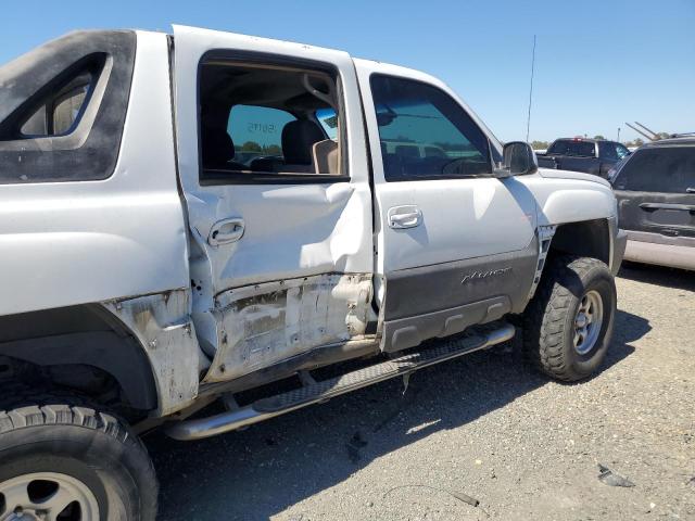 Photo 9 from auction – 2003 CHEVROLET AVALANCHE with VIN 3GNEC13T13G245471