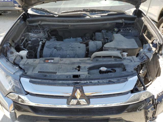 Photo 7 from auction – 2018 MITSUBISHI OUTLANDER with VIN JA4AD3A37JZ066121
