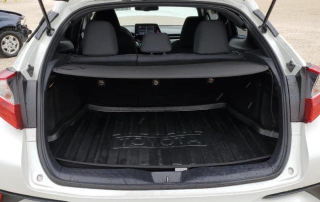 Photo 9 from auction – 2019 TOYOTA C-HR XLE with VIN NMTKHMBX1KR092205
