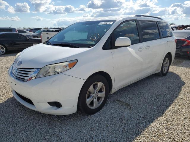 Photo 2 from auction – 2015 TOYOTA SIENNA LE with VIN 5TDKK3DC9FS579309