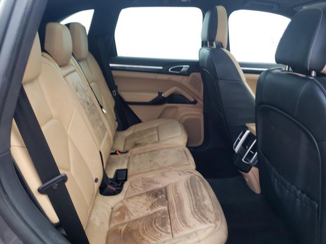 Photo 6 from auction – 2014 PORSCHE CAYENNE with VIN WP1AA2A24ELA95339