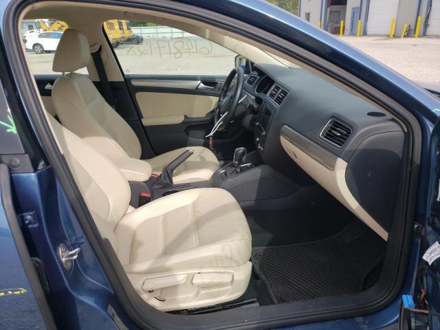 Photo 5 from auction – 2017 VOLKSWAGEN JETTA SE with VIN 3VWDB7AJ2HM202243