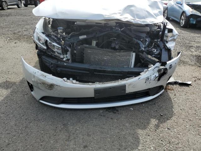 Photo 9 from auction – 2017 KIA FORTE LX with VIN 3KPFK4A7XHE127140