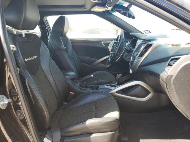 Photo 5 from auction – 2016 HYUNDAI VELOSTER with VIN KMHTC6AD2GU260505