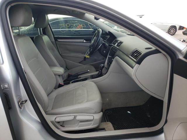 Photo 5 from auction – 2014 VOLKSWAGEN UK with VIN 1VWBS7A39EC096766