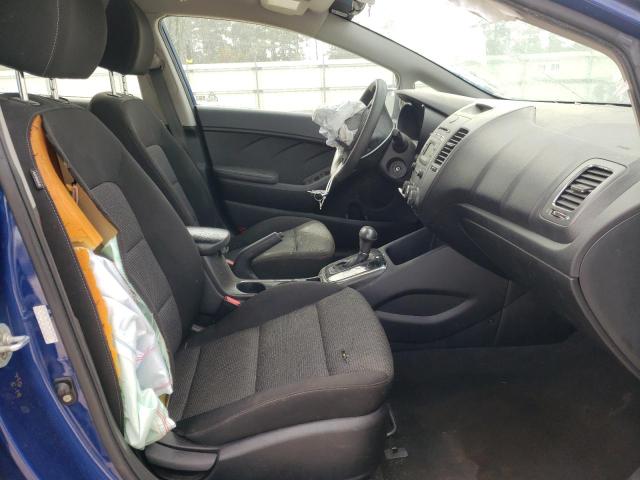 Photo 5 from auction – 2017 KIA FORTE LX with VIN 3KPFK4A70HE013504