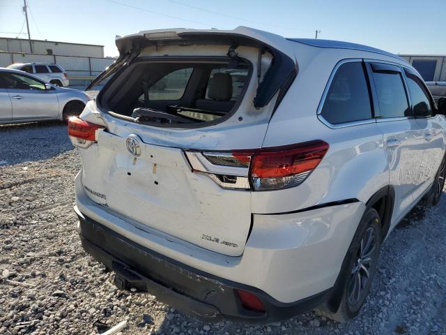 Photo 9 from auction – 2018 TOYOTA HIGHLANDER with VIN 5TDJZRFH4JS824917