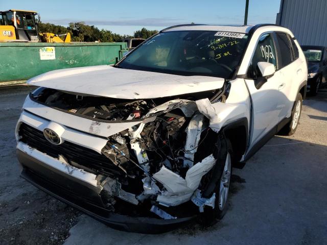 Photo 2 from auction – 2021 TOYOTA RAV4 XLE with VIN 2T3W1RFV0MC116512