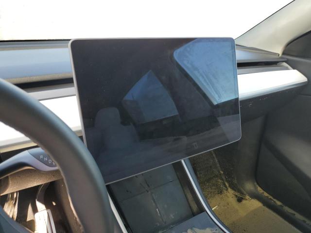 Photo 8 from auction – 2020 TESLA MODEL Y with VIN 5YJYGDEFXLF037310