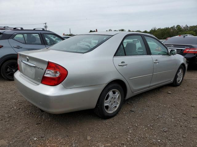 Photo 4 from auction – 2002 TOYOTA CAMRY LE with VIN 4T1BF32K02U024782