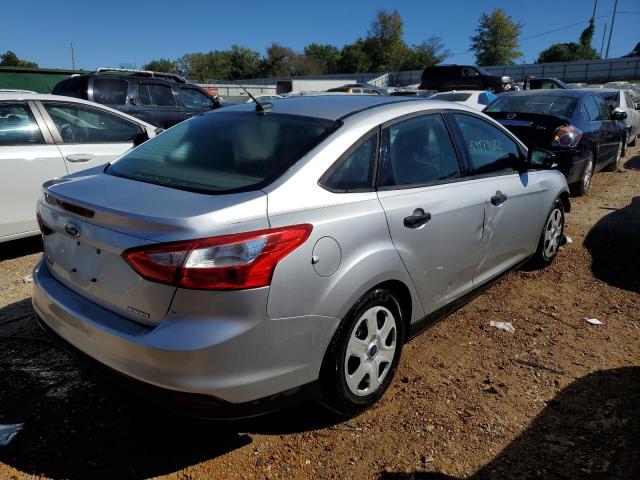 Photo 4 from auction – 2014 FORD FOCUS S with VIN 1FADP3E24EL184234