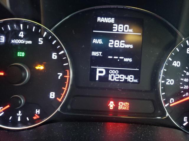 Photo 8 from auction – 2016 KIA FORTE LX with VIN KNAFX4A66G5479194