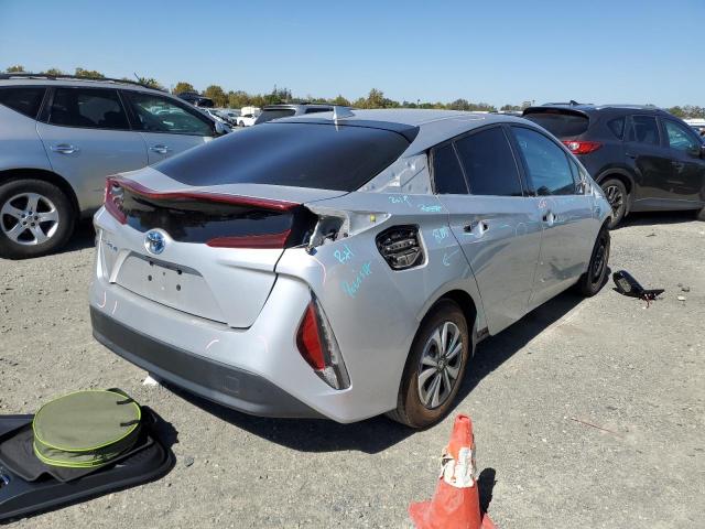 Photo 4 from auction – 2017 TOYOTA PRIUS PRIM with VIN JTDKARFPXH3037498