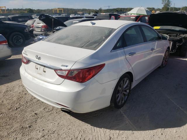 Photo 3 from auction – 2013 HYUNDAI SONATA SE with VIN 5NPEC4AB4DH520893