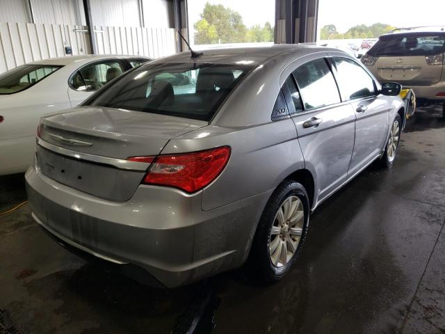 Photo 4 from auction – 2013 CHRYSLER 200 TOURIN with VIN 1C3CCBBB7DN553255
