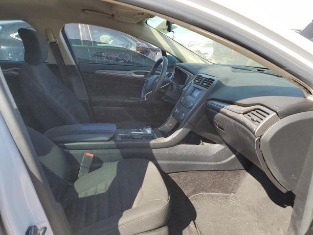 Photo 5 from auction – 2017 FORD FUSION SE with VIN 3FA6P0LU8HR358078