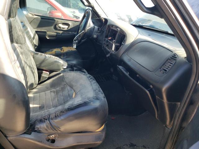 Photo 5 from auction – 2000 FORD F150 with VIN 2FTRX07L6YCA95610